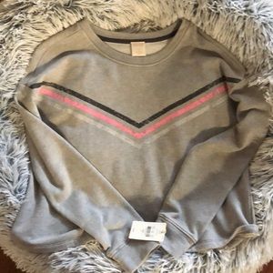 NWT Jasmine & Ginger Sweatshirt w/ free tee